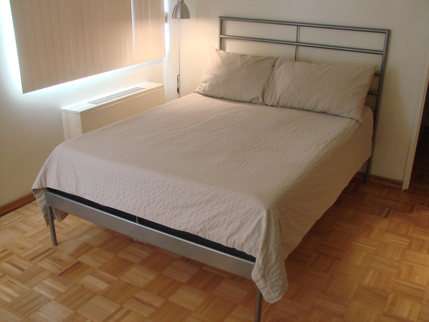 Full Bed – IKEA Heimdal plete Set – $350
